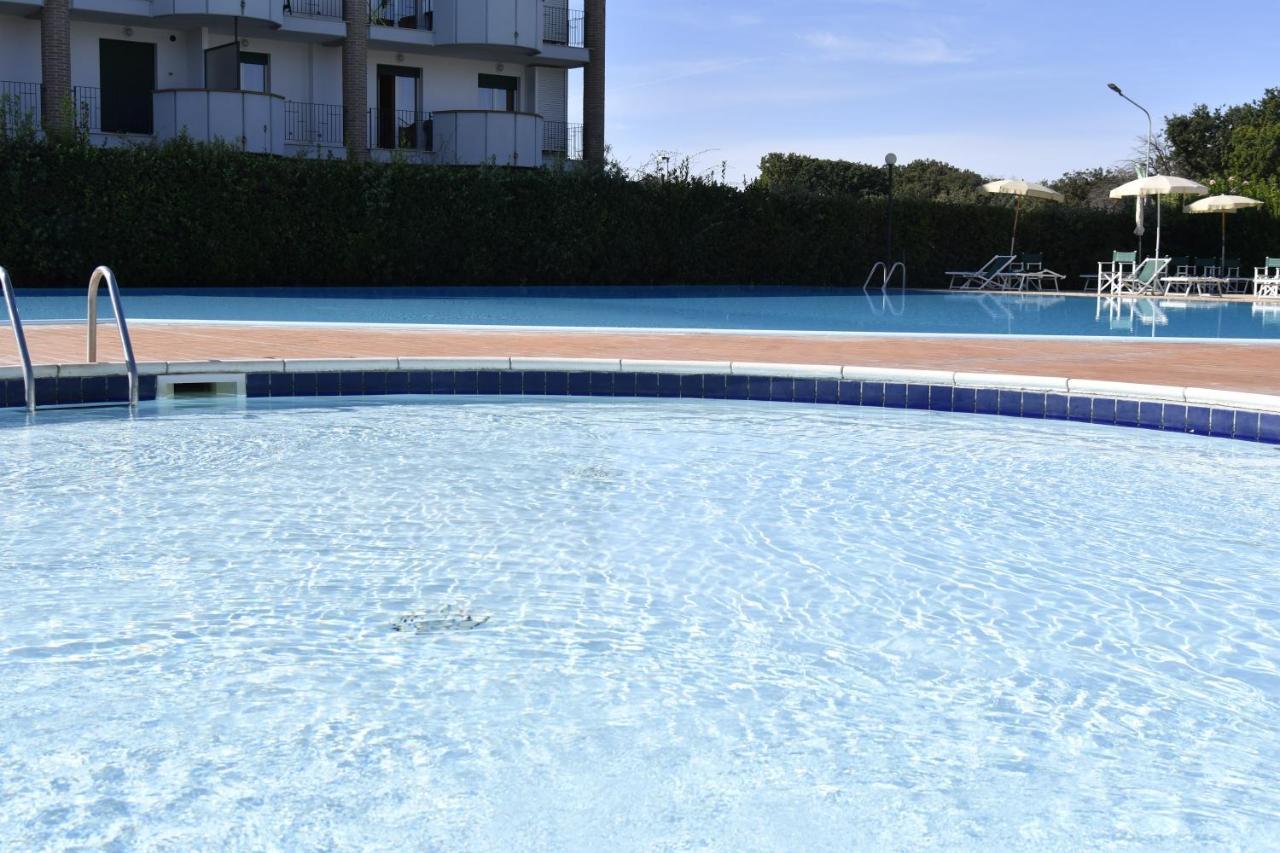 Le Residenze Di Santa Costanza - Mirto/Corbezzolo Aparthotel San Vincenzo Exteriör bild